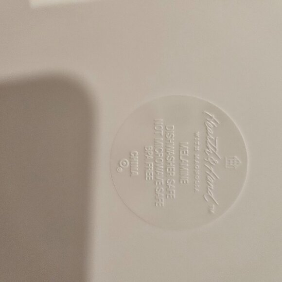 Hearth and Hand Melamine Plates 10" - Picture 4 of 4